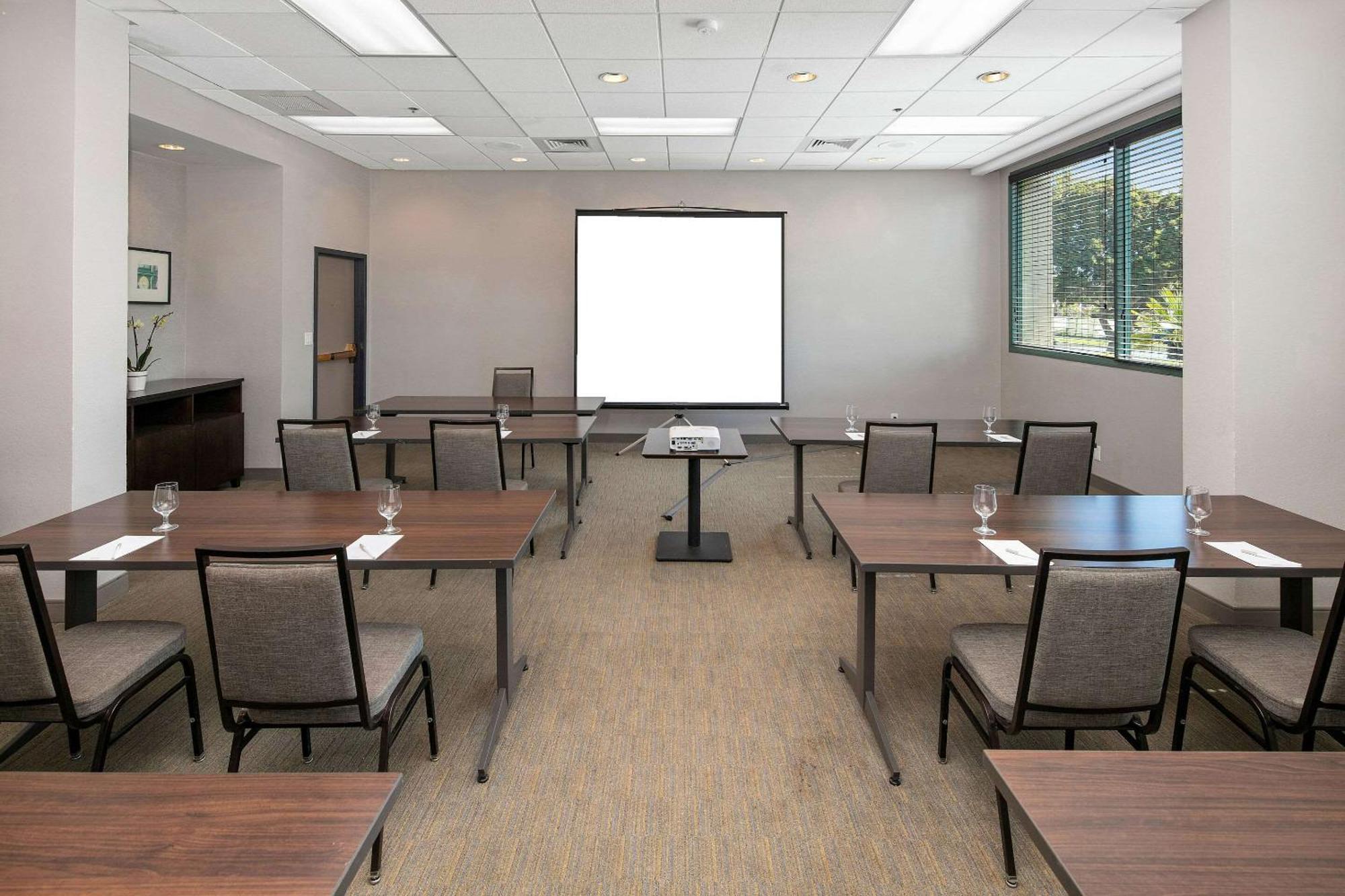 Country Inn & Suites By Radisson, San Diego North, Ca Exteriör bild