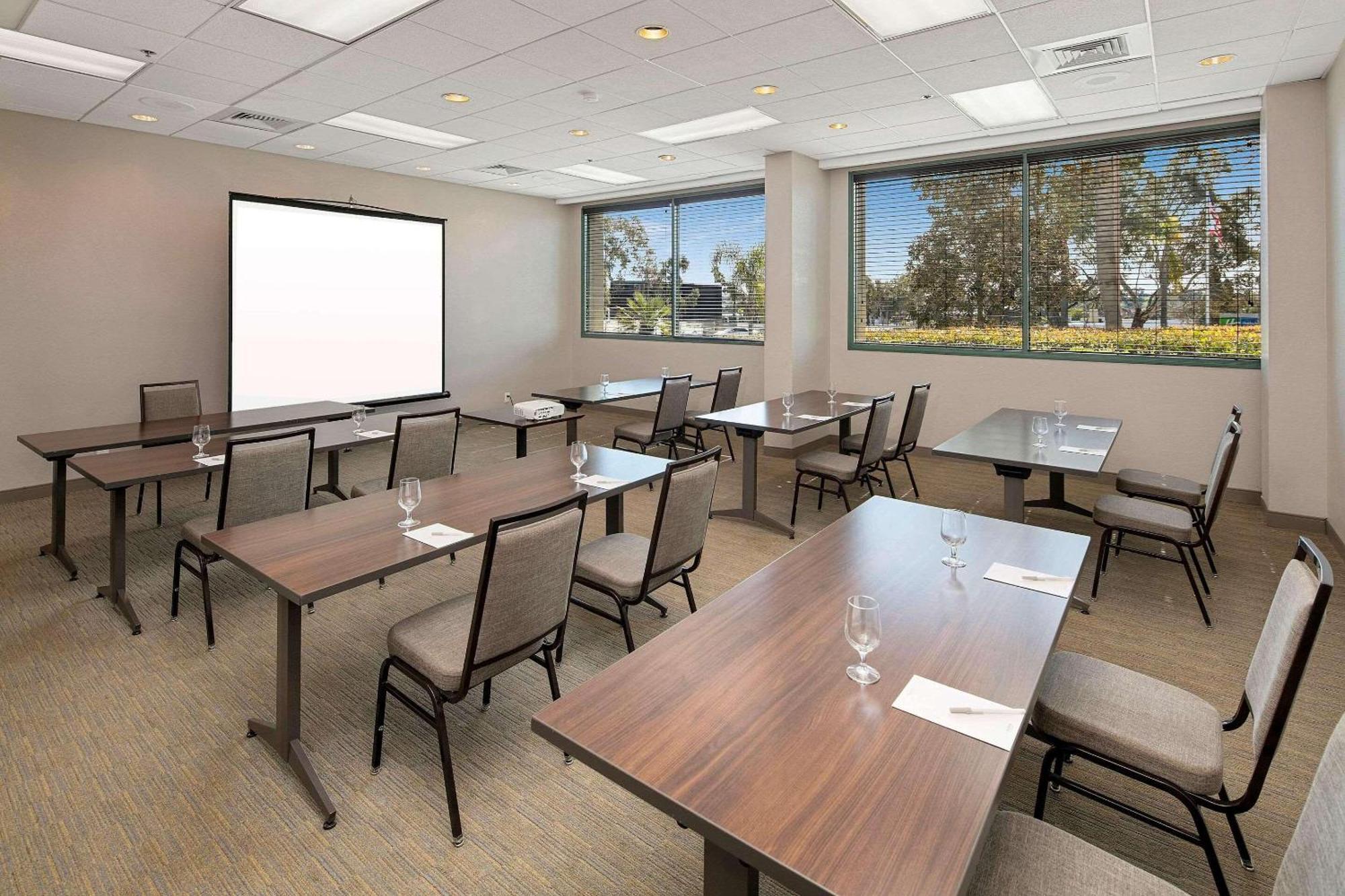 Country Inn & Suites By Radisson, San Diego North, Ca Exteriör bild