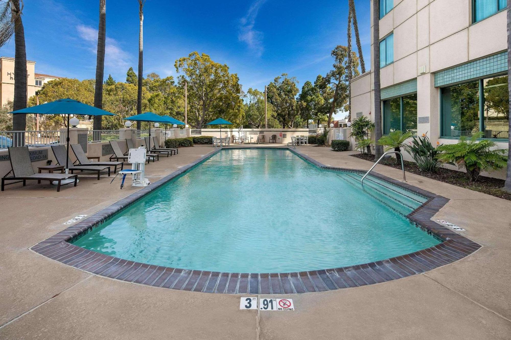 Country Inn & Suites By Radisson, San Diego North, Ca Exteriör bild